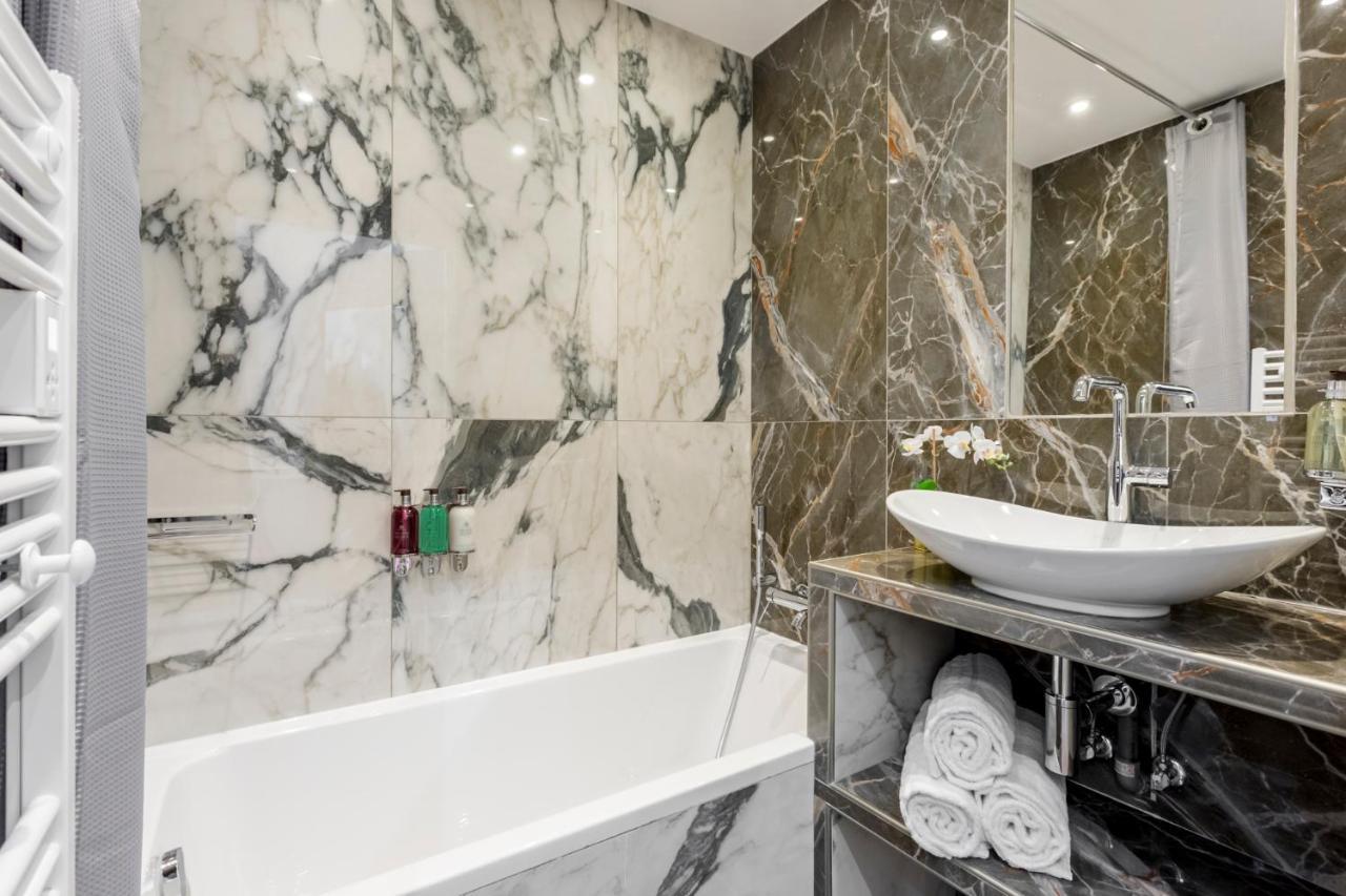 Luxury 4 bedrooms 4 bathrooms apartment in Le Marais Paris Extérieur photo